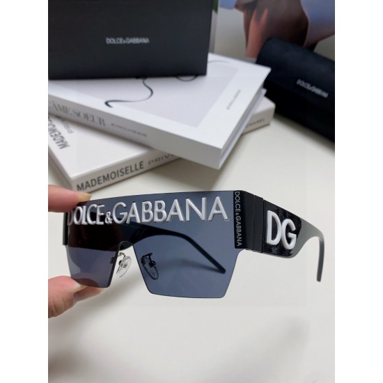 DG Glasses