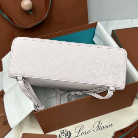 LP Bags Top Quality Size: 23 × 8 × 22cm