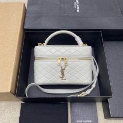 YSL Bags Top Quality
18×11×6.5 cm