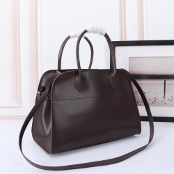 The Row Bags Top Quality
Small:26.20.18
Big:38.26.23