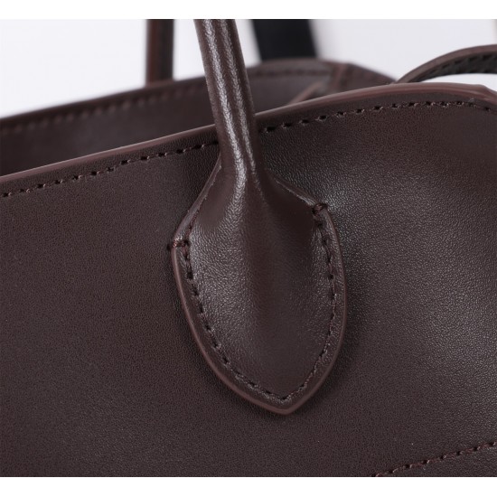 The Row Bags Top Quality
Small:26.20.18
Big:38.26.23