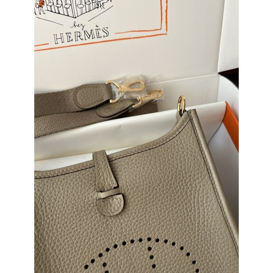 Hermes Bags Top Quality Evelyne 17cm
