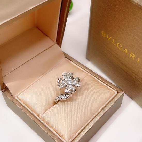 Bvlgari Jewelry Ring