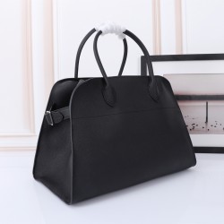 The Row Bags Top Quality
Small:26.20.18
Big:38.26.23