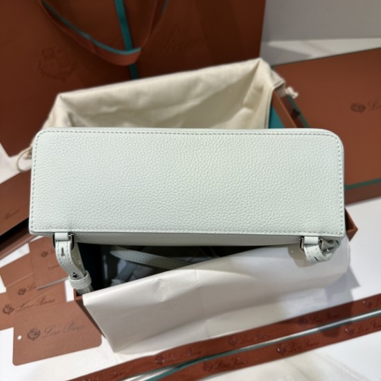 LP Bags Top Quality Size: 23 × 8 × 22cm