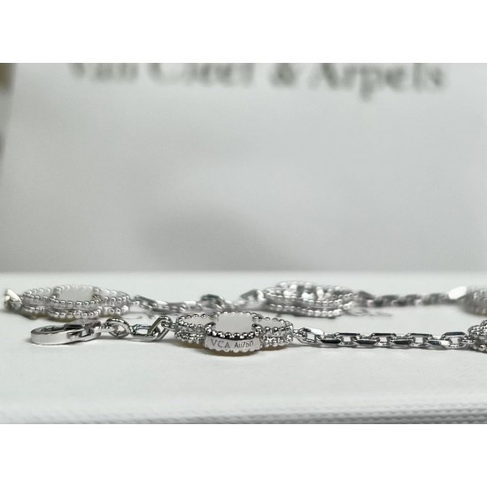 Van Cleef Jewelry Bracelet