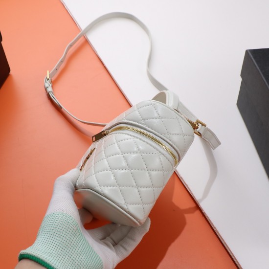 YSL Bags Top Quality
18×11×6.5 cm