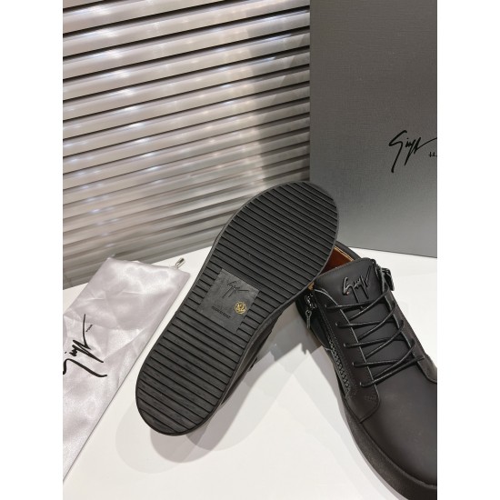 CL Shoes Casual shoes

 Top Quality