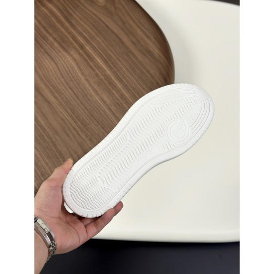 Hogan Shoes Top Quality
35-45 men and women same