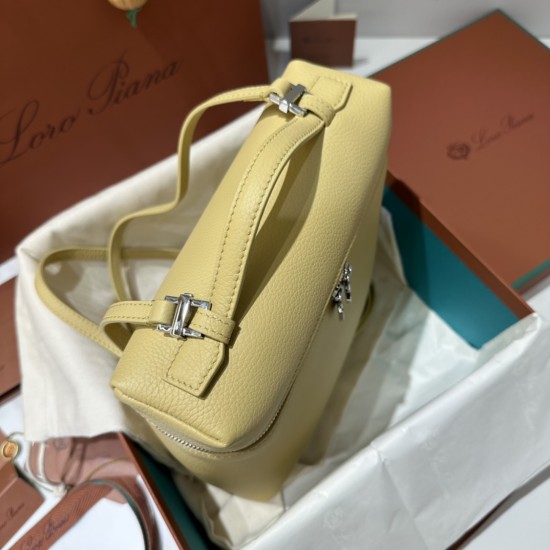 LP Bags Top Quality Size: 23 × 8 × 22cm