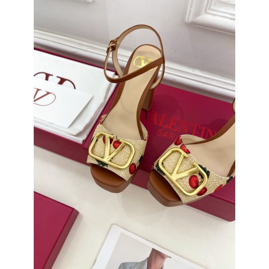 Valentino Shoes Top Quality