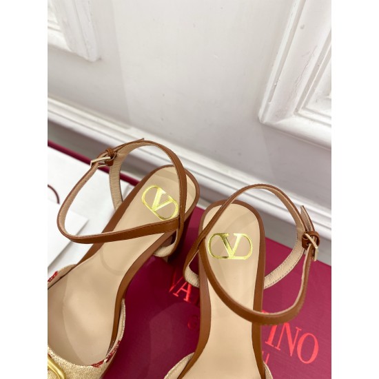 Valentino Shoes Top Quality