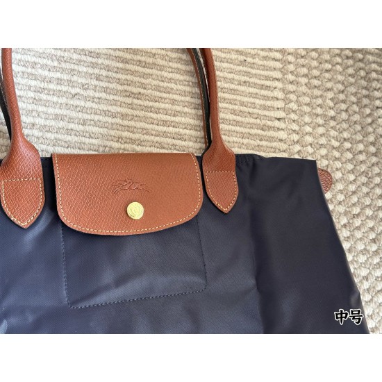 longchamp Bags Top Quality size：17*10cm