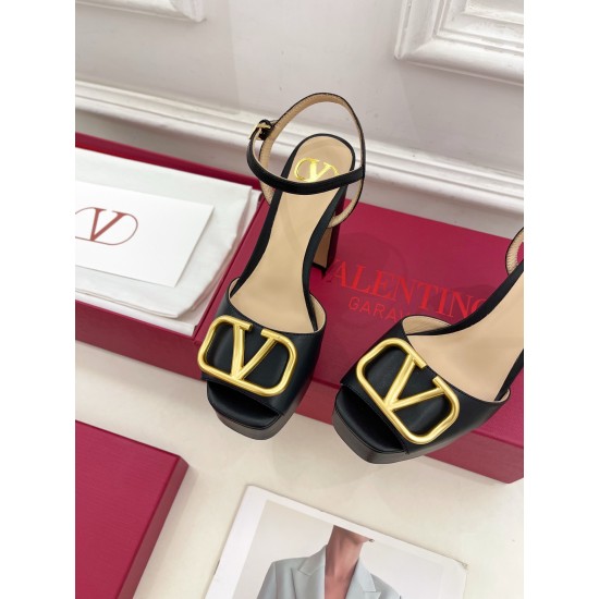Valentino Shoes Top Quality