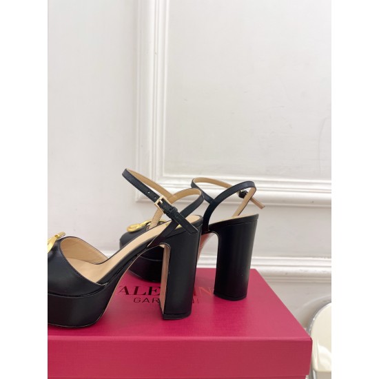 Valentino Shoes Top Quality