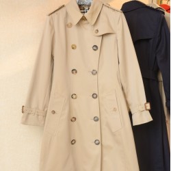 Burberry coat
uk4，6，8，10，12