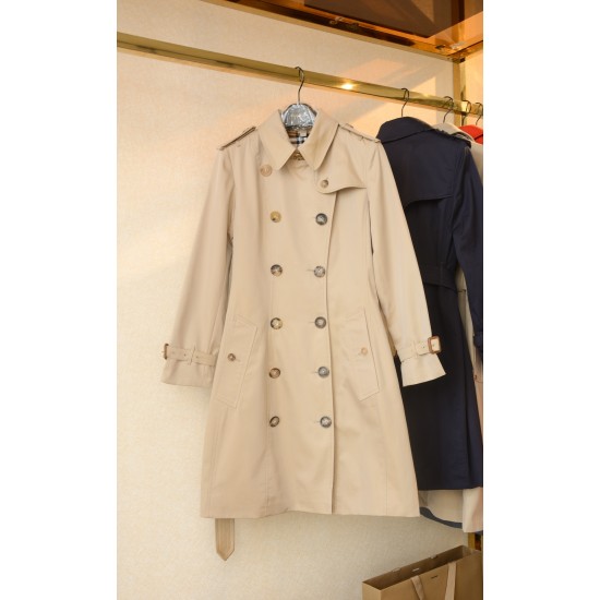 Burberry coat
uk4，6，8，10，12