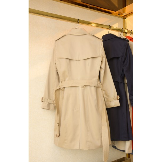 Burberry coat
uk4，6，8，10，12