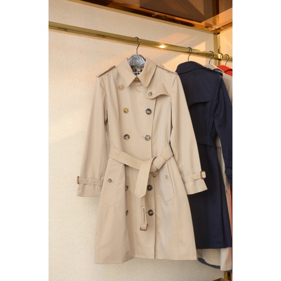 Burberry coat
uk4，6，8，10，12