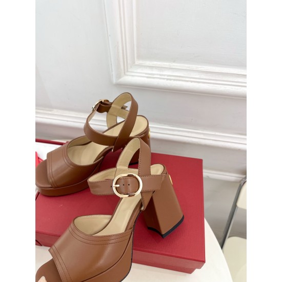 Valentino Shoes Top Quality