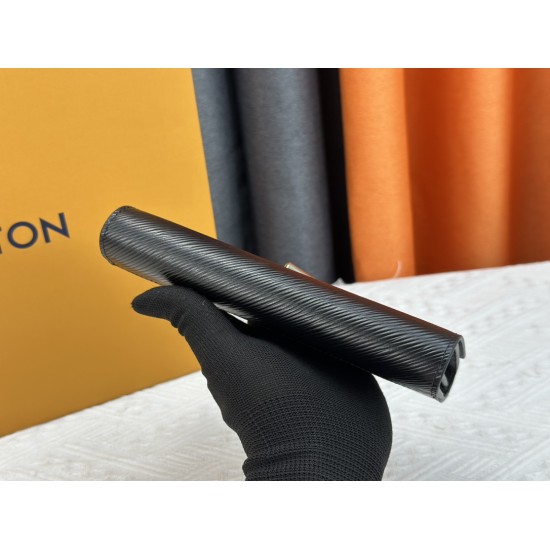 LV Bags High Quality Flip Wallet
