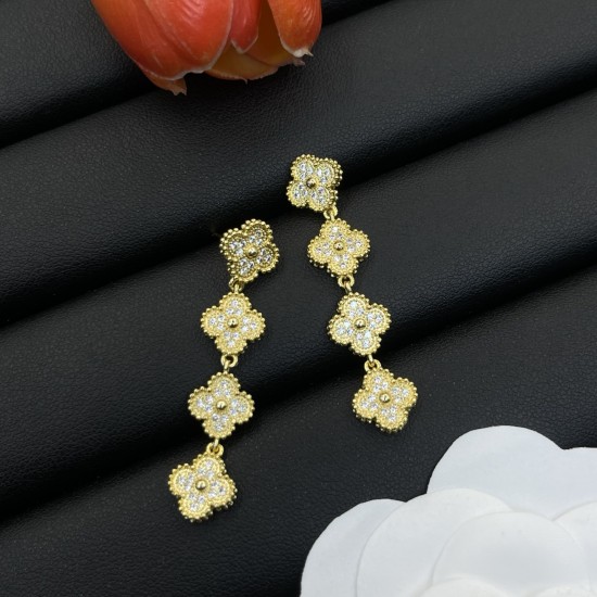 Van Cleef Jewelry High Quality