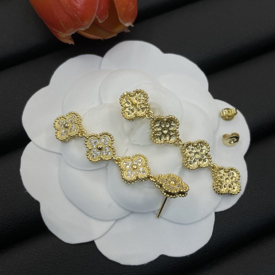 Van Cleef Jewelry High Quality