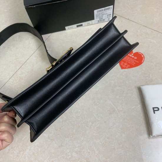 Pinko Bags Top Quality
27*17*8cm