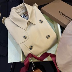 Burberry coat
uk4，6，8，10，12
