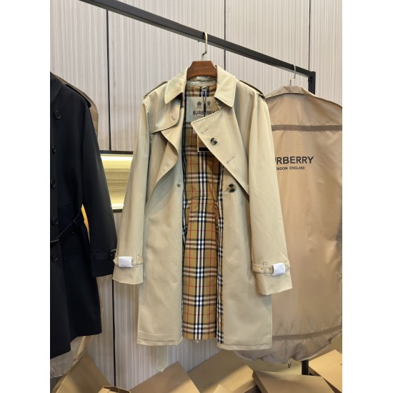 Burberry coat
uk4，6，8，10，12