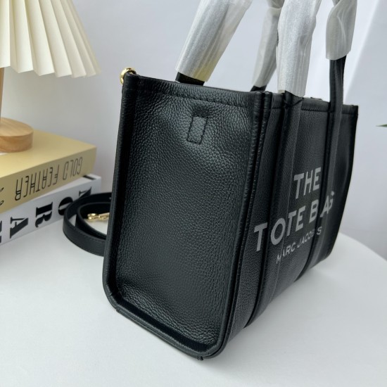 MJ Tote Full leather size: 41 * 34 * 15cm $140 Full leather medium size: 33 * 28 * 13cm $120 Full leather small size: 26 × 20 × 13cm $100 Fabric Large Size: 41 * 34 * 15cm $100 Medium size of fabric: 33 * 28 * 13cm $90 Fabric small size: 26 × 20 × 13cm $8