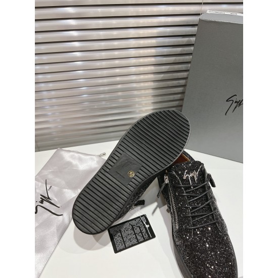 CL Shoes Casual shoes

 Top Quality