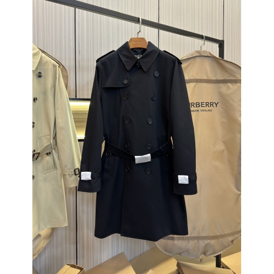 Burberry coat
uk4，6，8，10，12