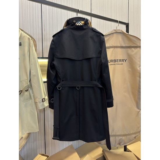 Burberry coat
uk4，6，8，10，12