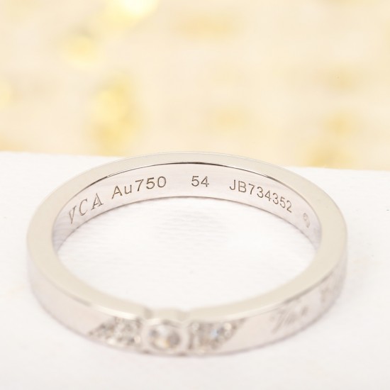 Van Cleef Jewelry Ring