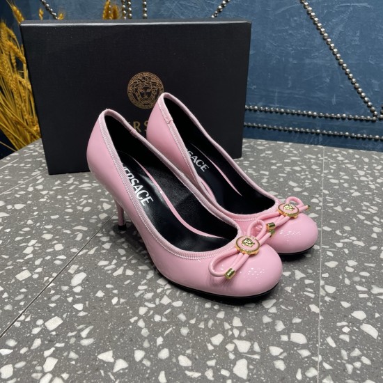 Versace Shoes Fashion shoes
 Top Quality