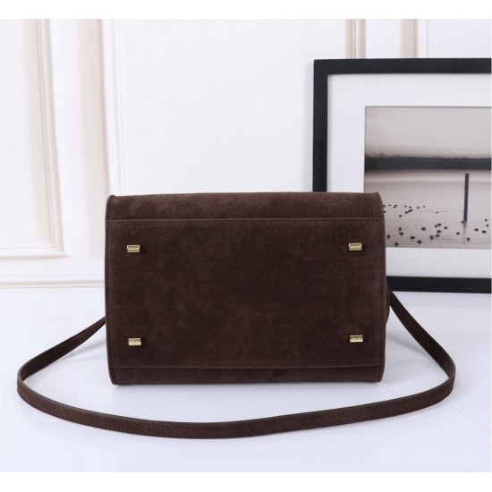 The Row Bags Top Quality
Small:26.20.18
Big:38.26.23