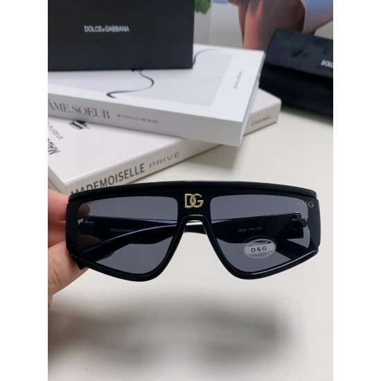 DG Glasses