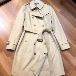 Burberry coat
uk4，6，8，10，12