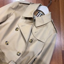 Burberry coat
uk4，6，8，10，12