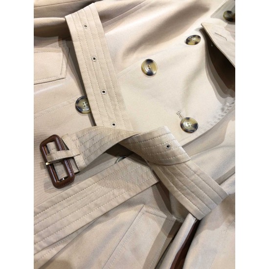 Burberry coat
uk4，6，8，10，12