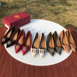 Tory Burch Shoes High Quality
Nude shoes
