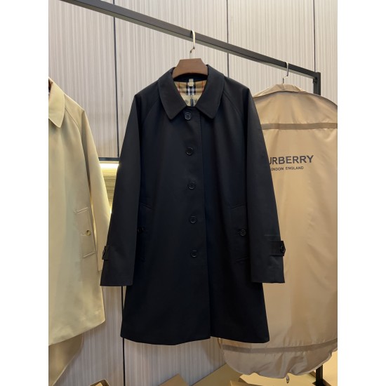 Burberry coat
uk4，6，8，10，12