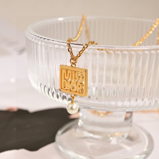 Dior Jewelry Earrings