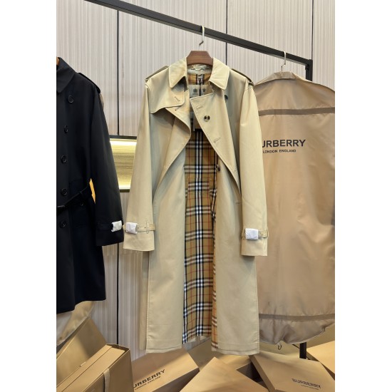 Burberry coat
uk4，6，8，10，12