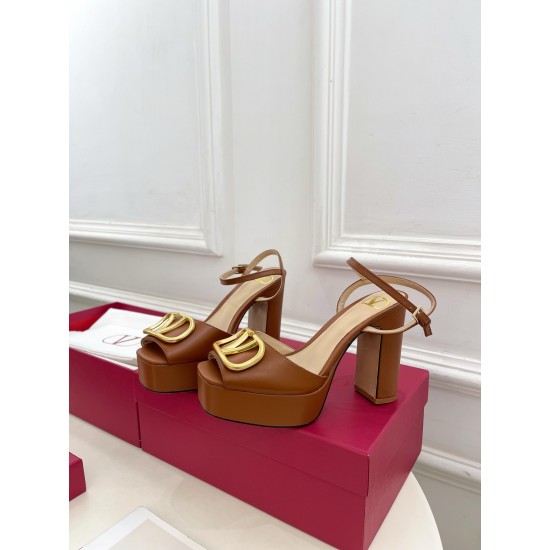 Valentino Shoes Top Quality