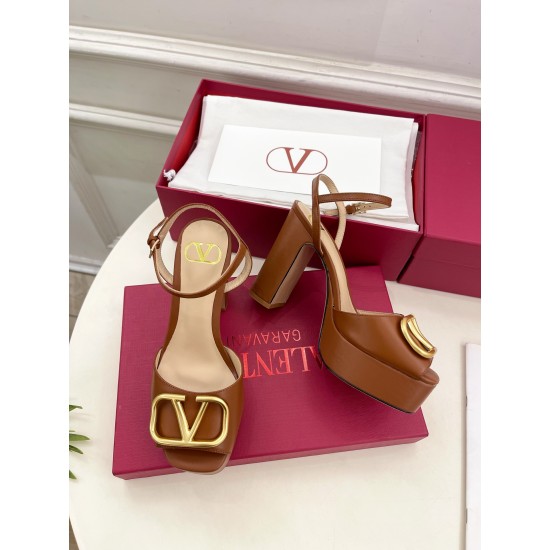 Valentino Shoes Top Quality