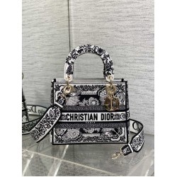 Dior Bags Top Quality
Five Grid