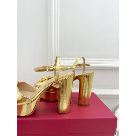 Valentino Shoes Top Quality