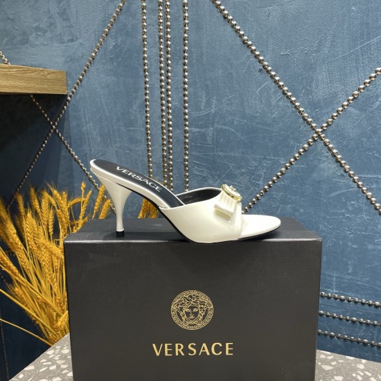 Versace Shoes Fashion shoes
 Top Quality